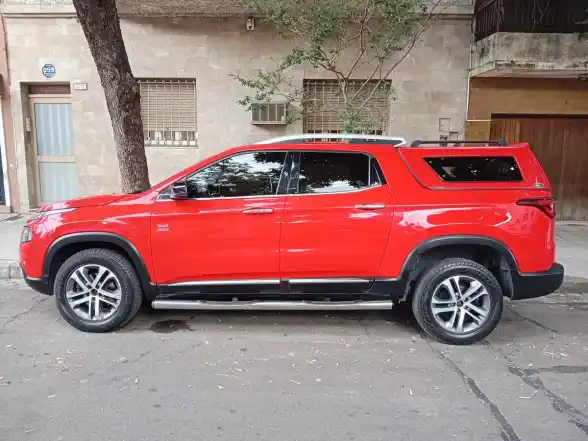 Fiat Toro 2.0 Volcano 4X4 At 2018 - foto 2