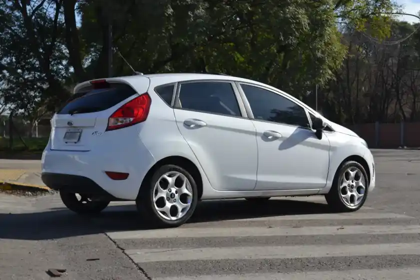 Ford Fiesta Kinetic 1.6 Design 120Cv Titanium 2011 - foto 5