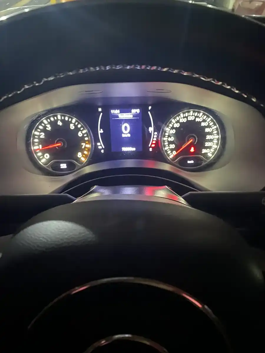 Jeep Renegade 1.8 Sport 2017 - foto 5