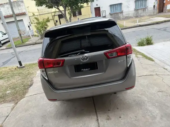 Toyota Innova 2.7 Srv 6At 8A 2018 - foto 5