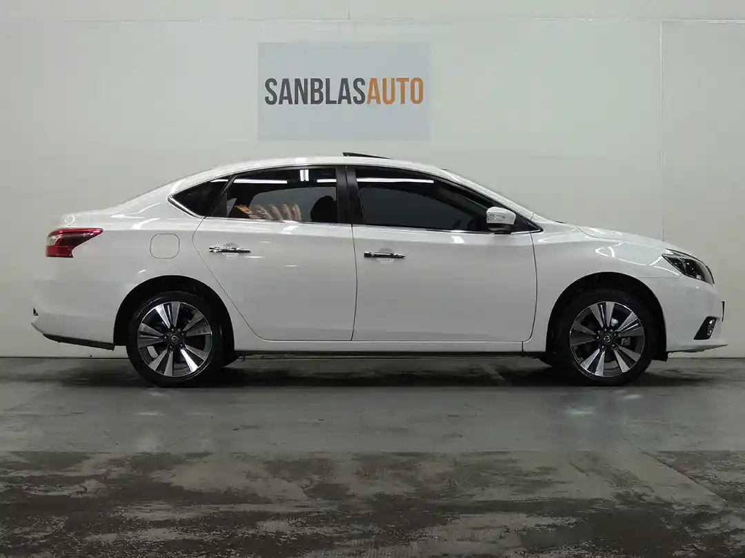 Nissan Sentra 1.8 Exclusive Pure Drive Cvt 2018 - foto 4