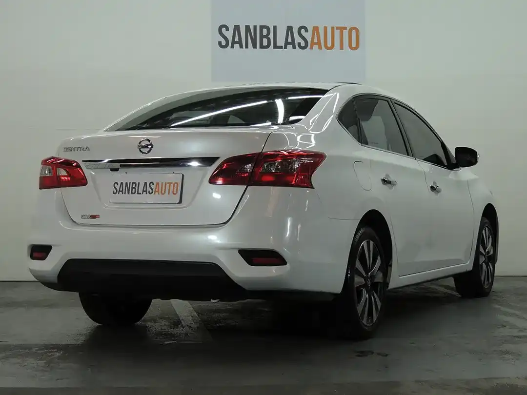 Nissan Sentra 1.8 Exclusive Pure Drive Cvt 2018 - foto 5