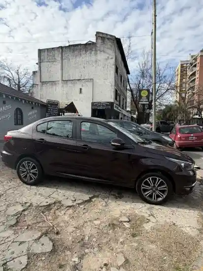 Fiat Cronos 1.8 16V Precision 2022 - foto 3