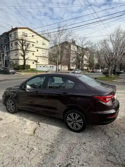 Fiat Cronos 1.8 16V Precision 2022 - foto 5