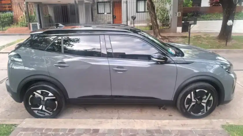 Peugeot 2008 1.0T Gt 2025 - foto 3