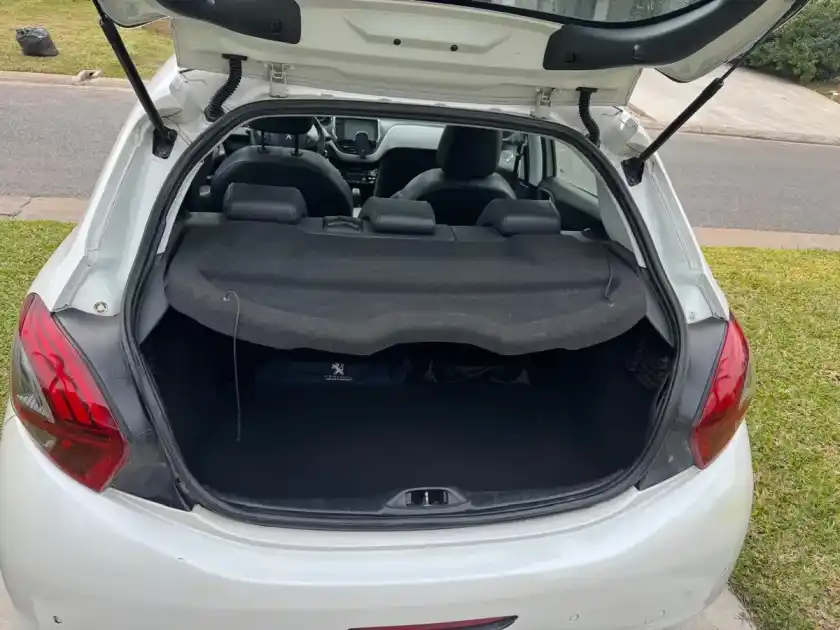 Peugeot 208 1.6 Feline Pack Cuir 2016 - foto 5