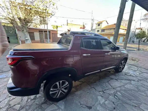 Fiat Toro 2.0 Volcano 4X4 At 2016 - foto 4
