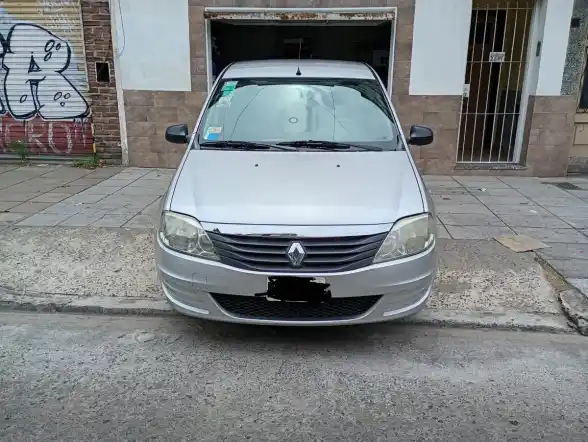Renault Logan 1.6 Pack Plus 2010 - foto 3