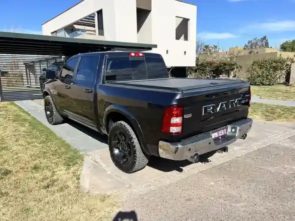 Ram 1500 5.7 Laramie Atx V8 2019 - foto 3