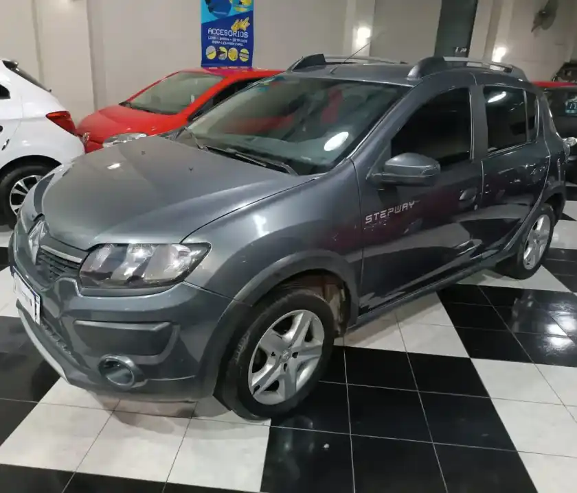 Renault Sandero Stepway 1.6 Expression 105Cv 2018 - foto 1