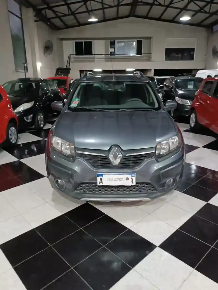 Renault Sandero Stepway 1.6 Expression 105Cv 2018 - foto 3