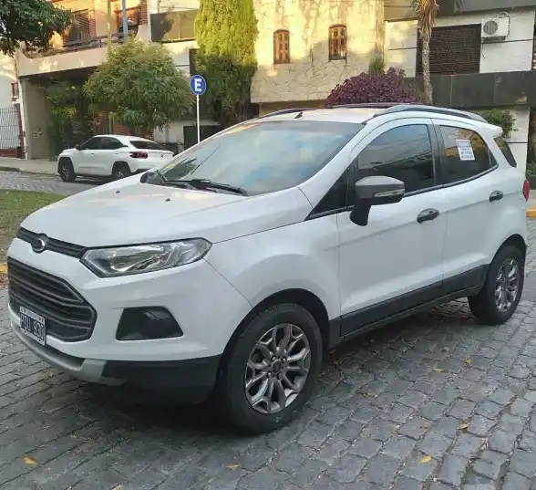 Ford Ecosport 2015 - foto 1