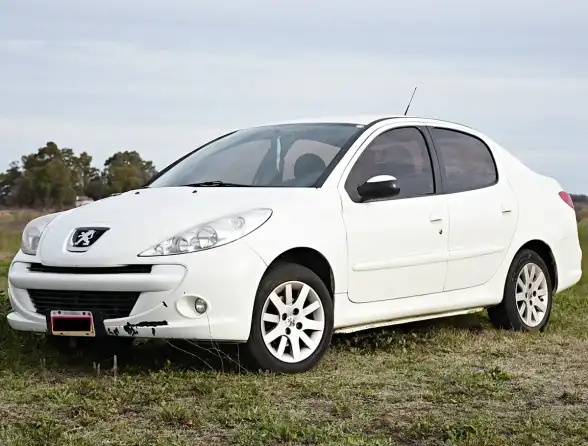 Peugeot 207 1.4 Allure 75Cv 2014 - foto 1
