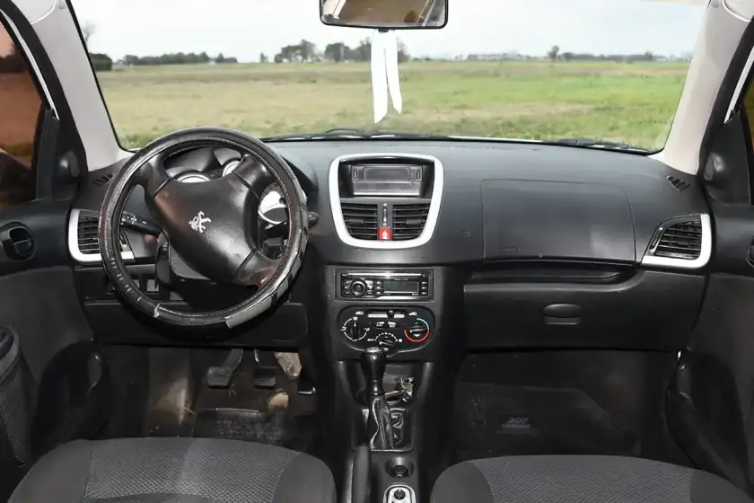 Peugeot 207 1.4 Allure 75Cv 2014 - foto 4