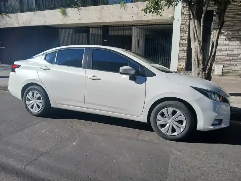 Nissan Versa 1.6 Sense Mt 2021 - foto 2