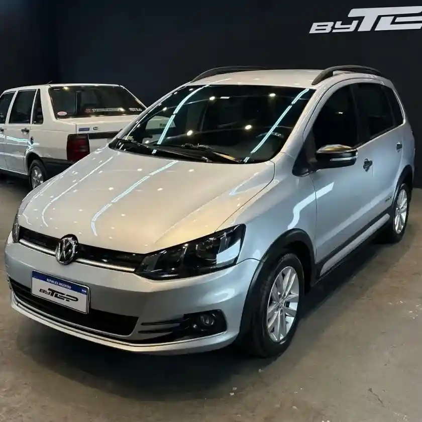 Volkswagen Suran 1.6 Track 2017 - foto 1