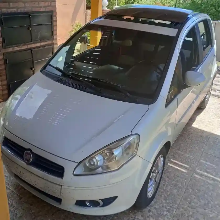 Fiat Idea 1.6 Essence 115Cv 2012 - foto 1