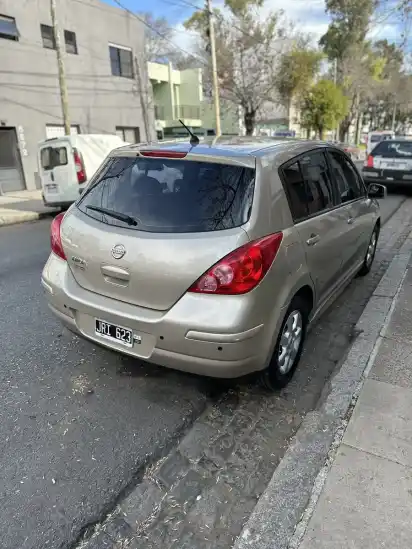 Nissan Tiida 1.8 Acenta 2011 - foto 3