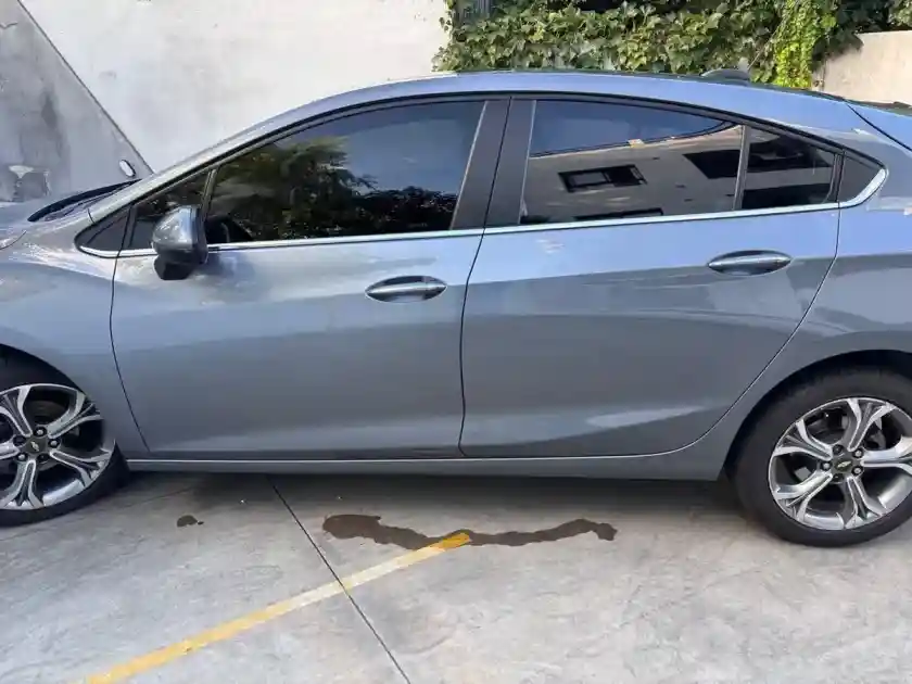 Chevrolet Cruze II 2020 - foto 1