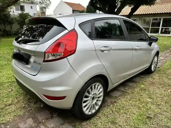 Ford Fiesta Kinetic 1.6 Se Powershift 120Cv 2017 - foto 3