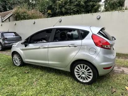 Ford Fiesta Kinetic 1.6 Se Powershift 120Cv 2017 - foto 4