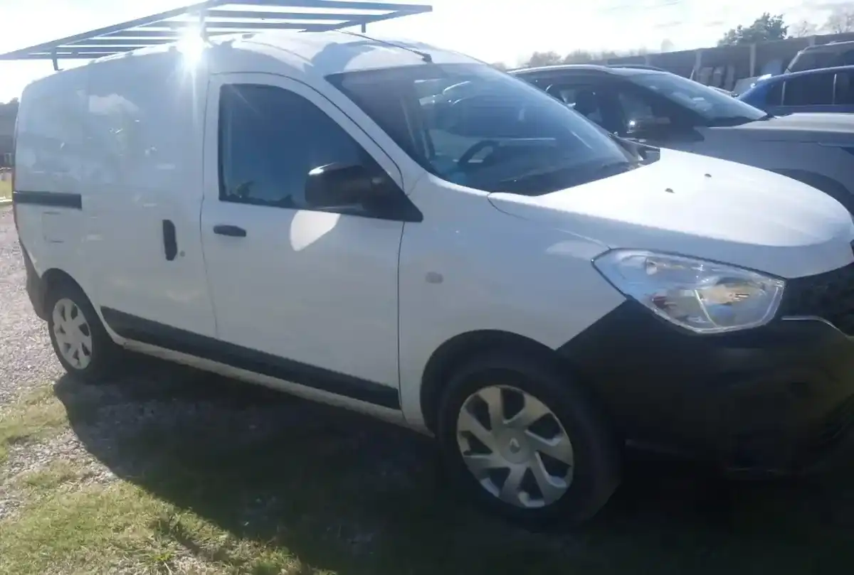 Renault Kangoo Ii Express Confort 1.6 Sce 2024 - foto 1