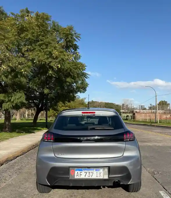 Peugeot 208 1.6L Active Pack Tiptronic 2023 - foto 5