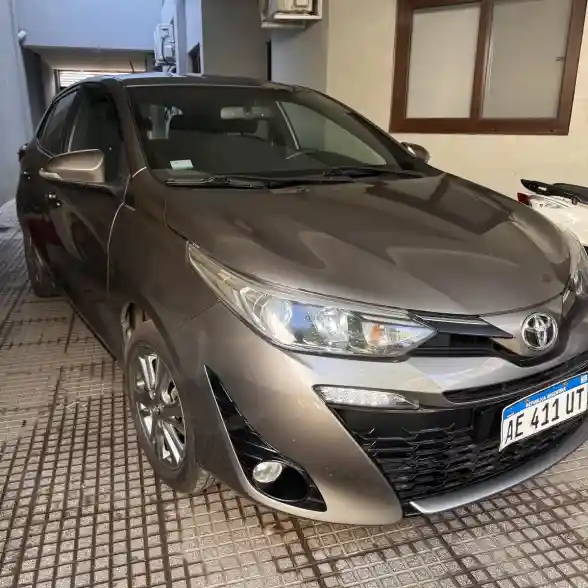 Toyota Yaris 1.5 107Cv Xls Cvt 2020 - foto 3