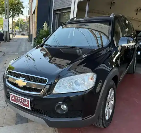 Chevrolet Captiva 2011 - foto 1