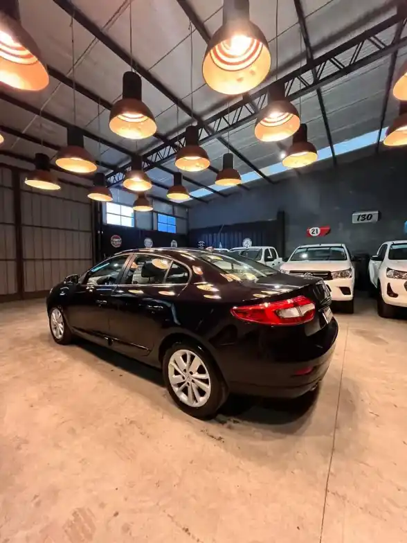 Renault Fluence 2.0 Ph2 Luxe Pack 143Cv Cuero 2018 - foto 5