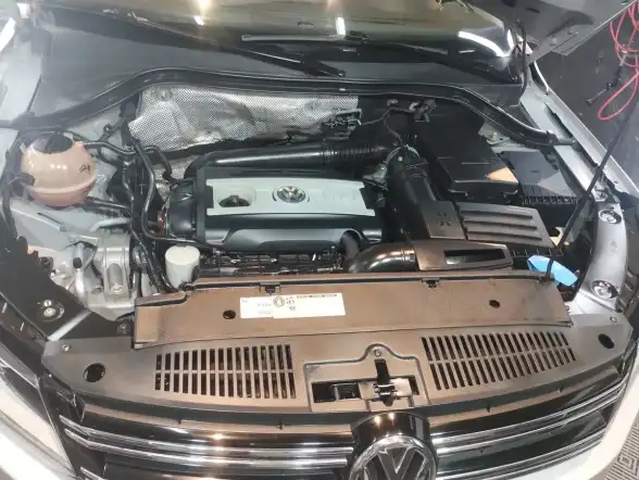 Volkswagen Tiguan 2.0 Exclusive Tsi 200Cv 2012 - foto 5