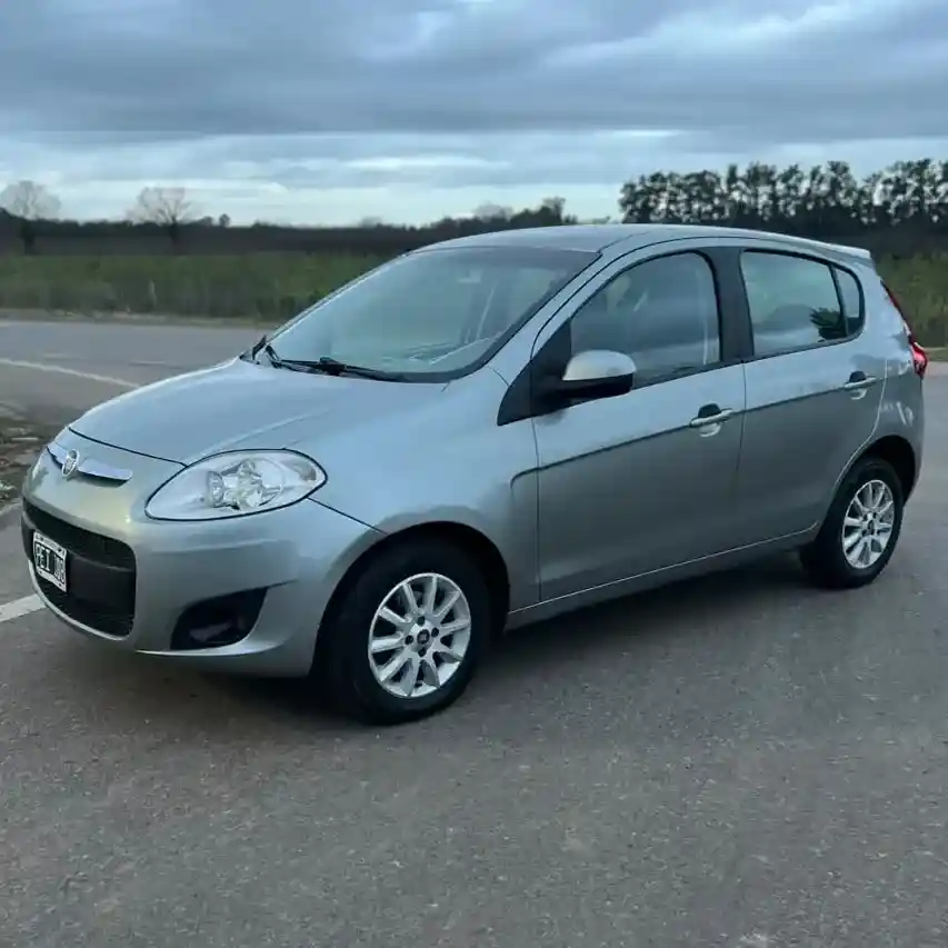 Fiat Palio 1.4 Attractive 85Cv 2015 - foto 1