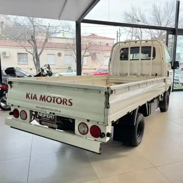 Kia K2500 2.5 Tdci Truck C/Caja 4X2 2011 - foto 4