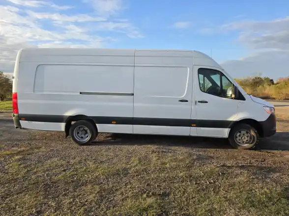 Mercedes-Benz Sprinter 516 Cdi Furgón 4325 Te V2 2021 - foto 2