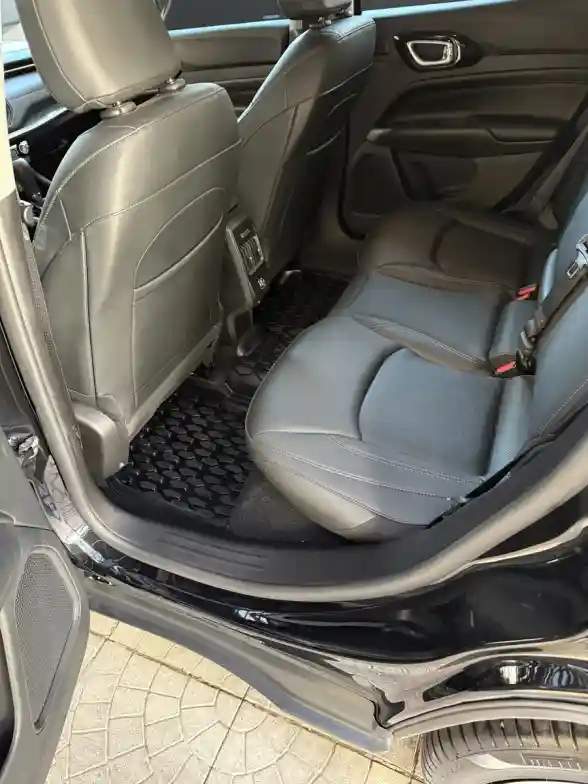 Jeep Compass 1.3 T270 Limited 4X2 At6 2025 - foto 5