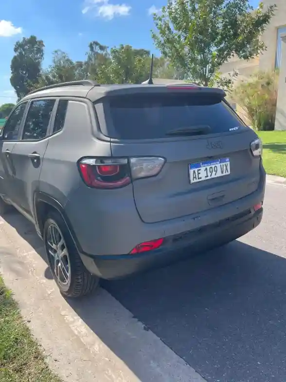 Jeep Compass 2.4 Sport At 2020 - foto 2