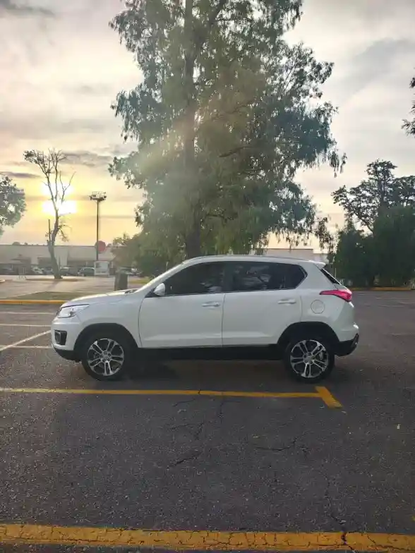Baic X35 1.5 Luxury At 2019 - foto 2