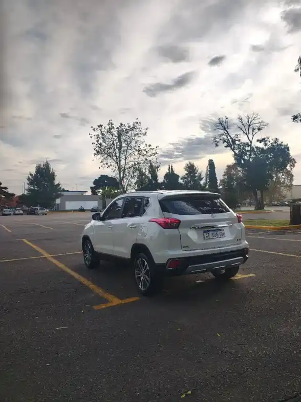 Baic X35 1.5 Luxury At 2019 - foto 4