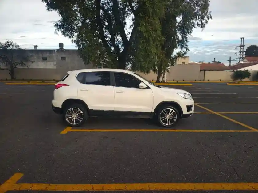 Baic X35 1.5 Luxury At 2019 - foto 5