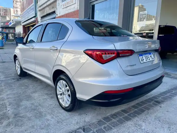 Fiat Cronos 1.3 Drive Mt 2022 - foto 5