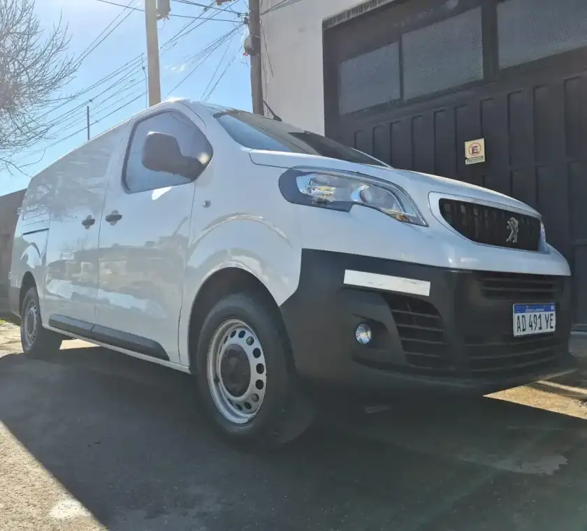 Peugeot Expert 2019 - foto 1