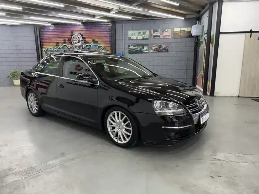Volkswagen Vento 2.0 T Fsi Sportline 2010 - foto 4