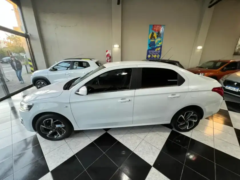 Citroën C-Elysée 1.6 Feel Vti 115 2017 - foto 4