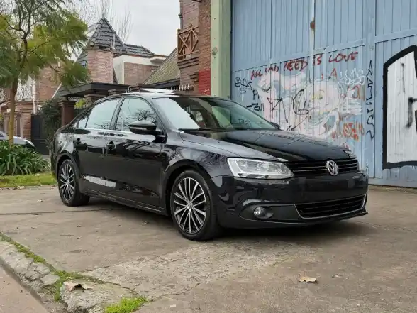 Volkswagen Vento 2.0 Sportline Tsi 200Cv 2012 - foto 2