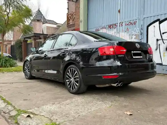 Volkswagen Vento 2.0 Sportline Tsi 200Cv 2012 - foto 3