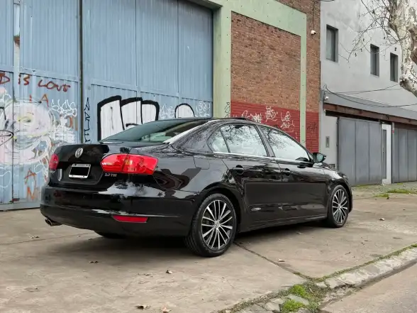 Volkswagen Vento 2.0 Sportline Tsi 200Cv 2012 - foto 5