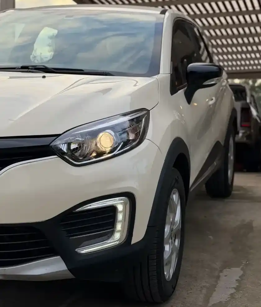 Renault Captur 2.0 Zen 2019 - foto 2