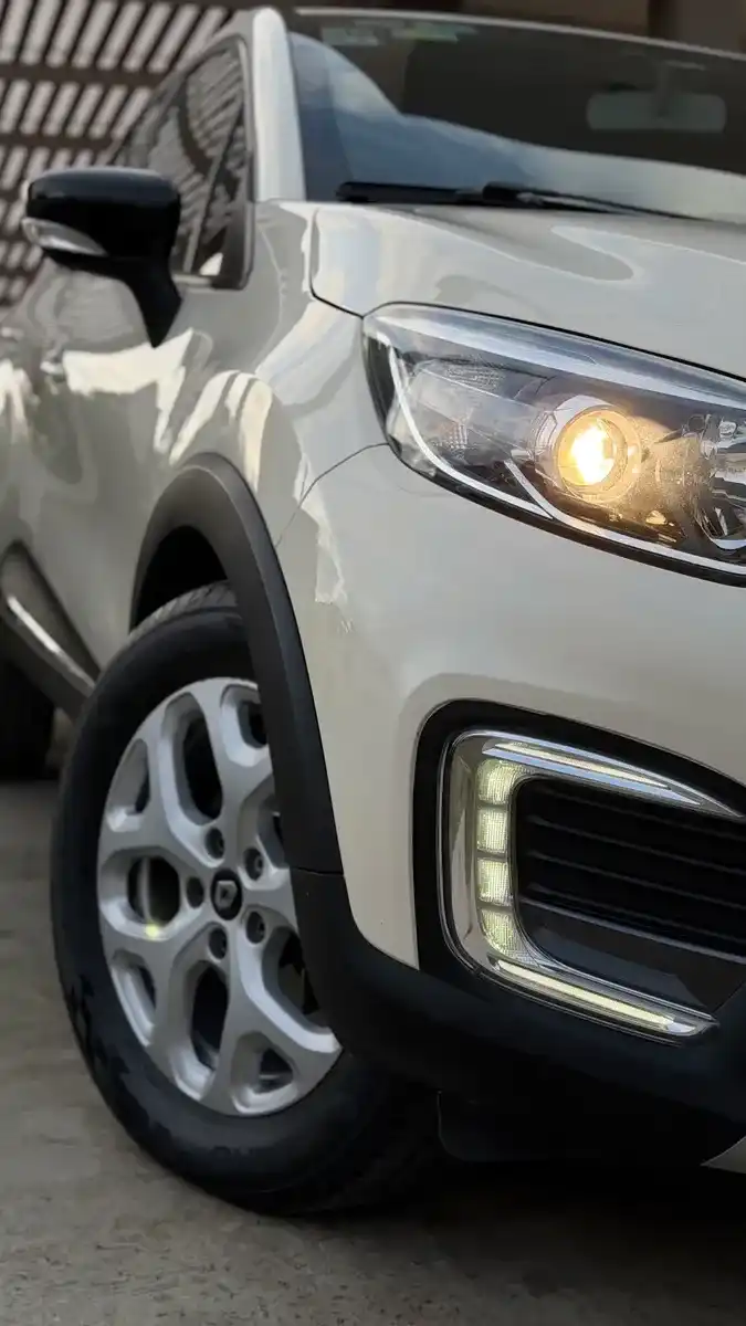 Renault Captur 2.0 Zen 2019 - foto 4