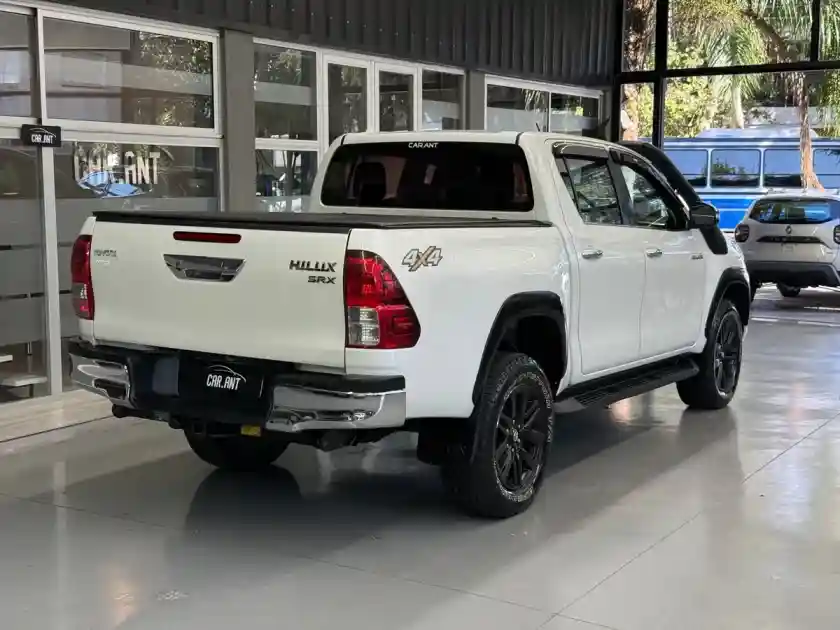 Toyota Hilux Pick-Up 2.8 Cd Srx 177Cv 4X4 At 2016 - foto 4
