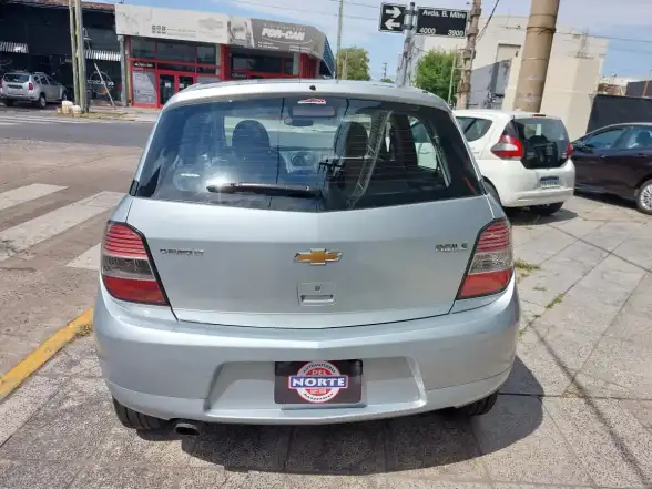 Chevrolet Agile 1.4 Lt 2010 - foto 2